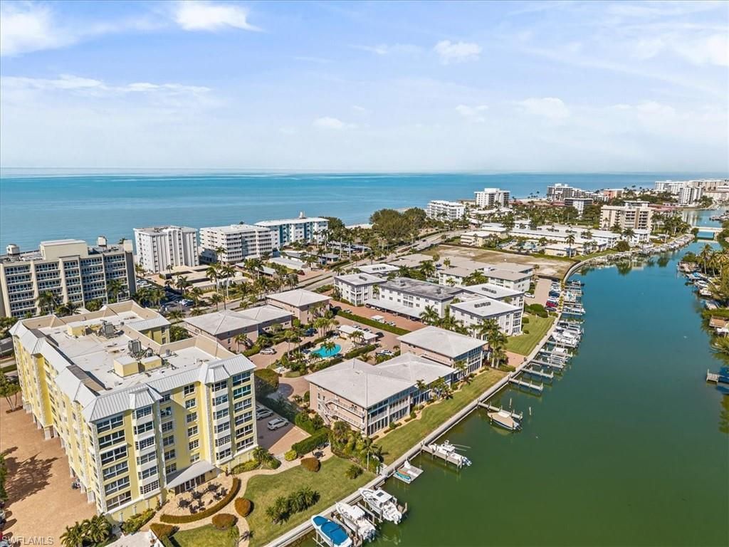 1910 Gulf Shore Blvd N, Unit 107, Naples, FL 34102 Photo