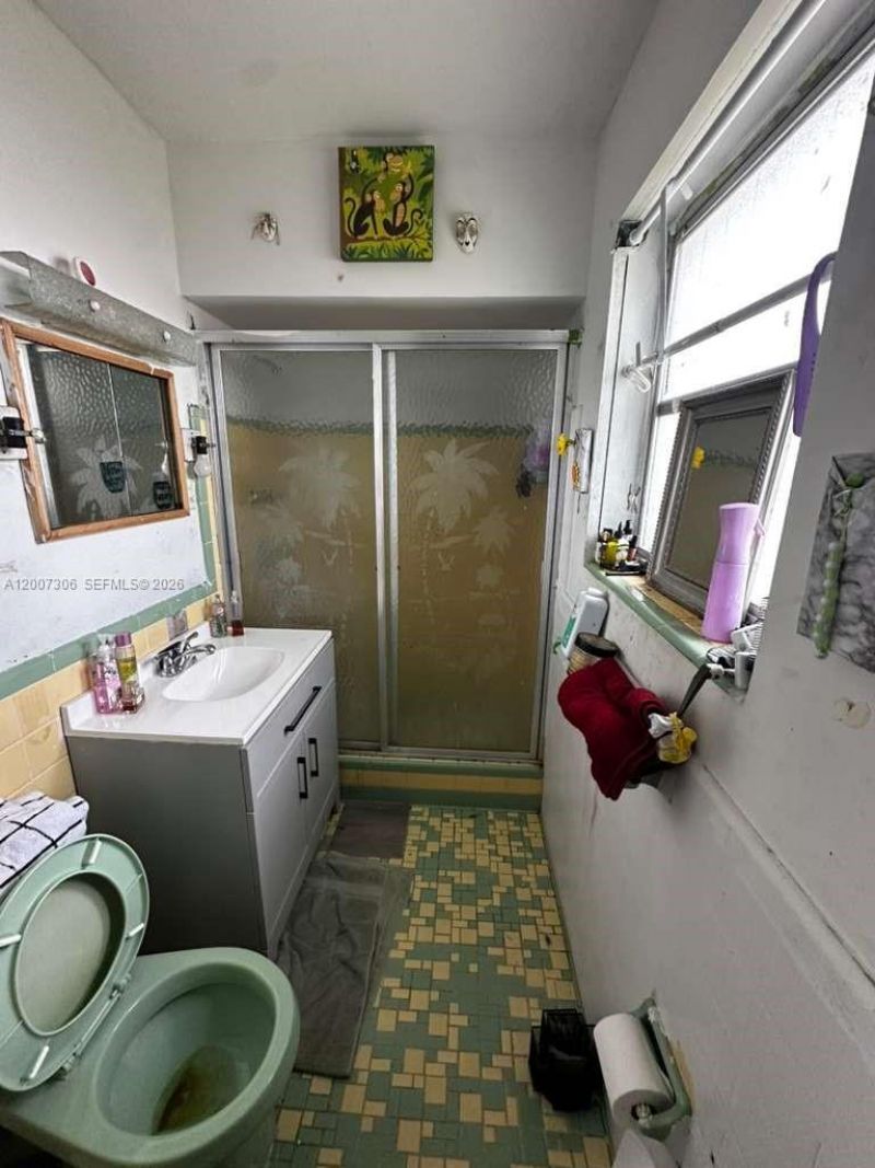 15 NW 88th St, El Portal, FL 33150 Photo