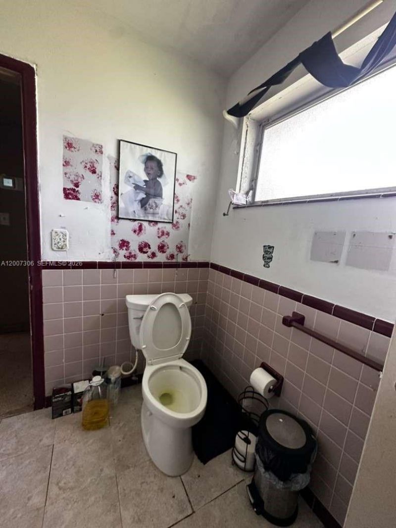 15 NW 88th St , El Portal, FL 33150 Photo