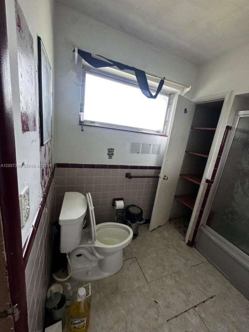 15 NW 88th St, El Portal, FL 33150 Photo
