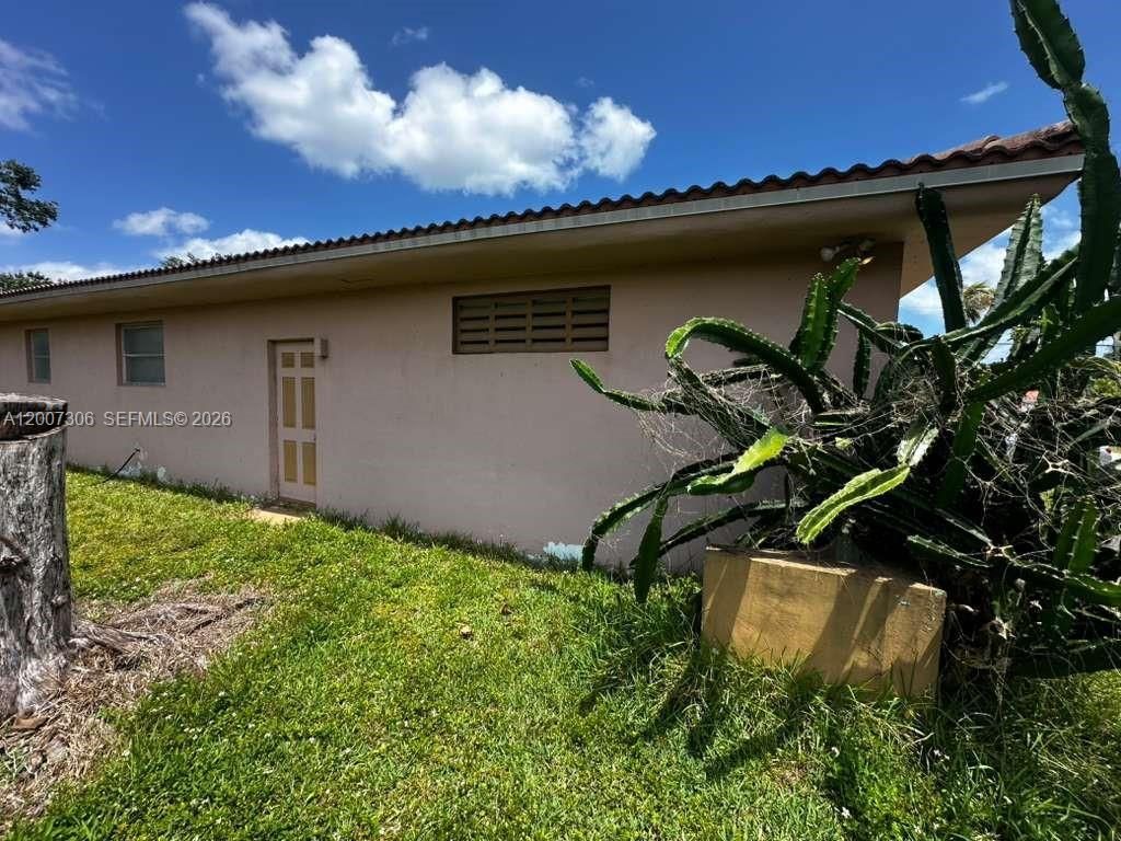 15 NW 88th St, El Portal, FL 33150 Photo