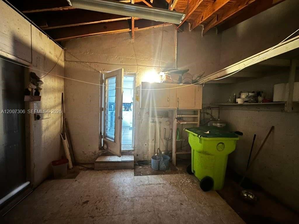 15 NW 88th St, El Portal, FL 33150 Photo