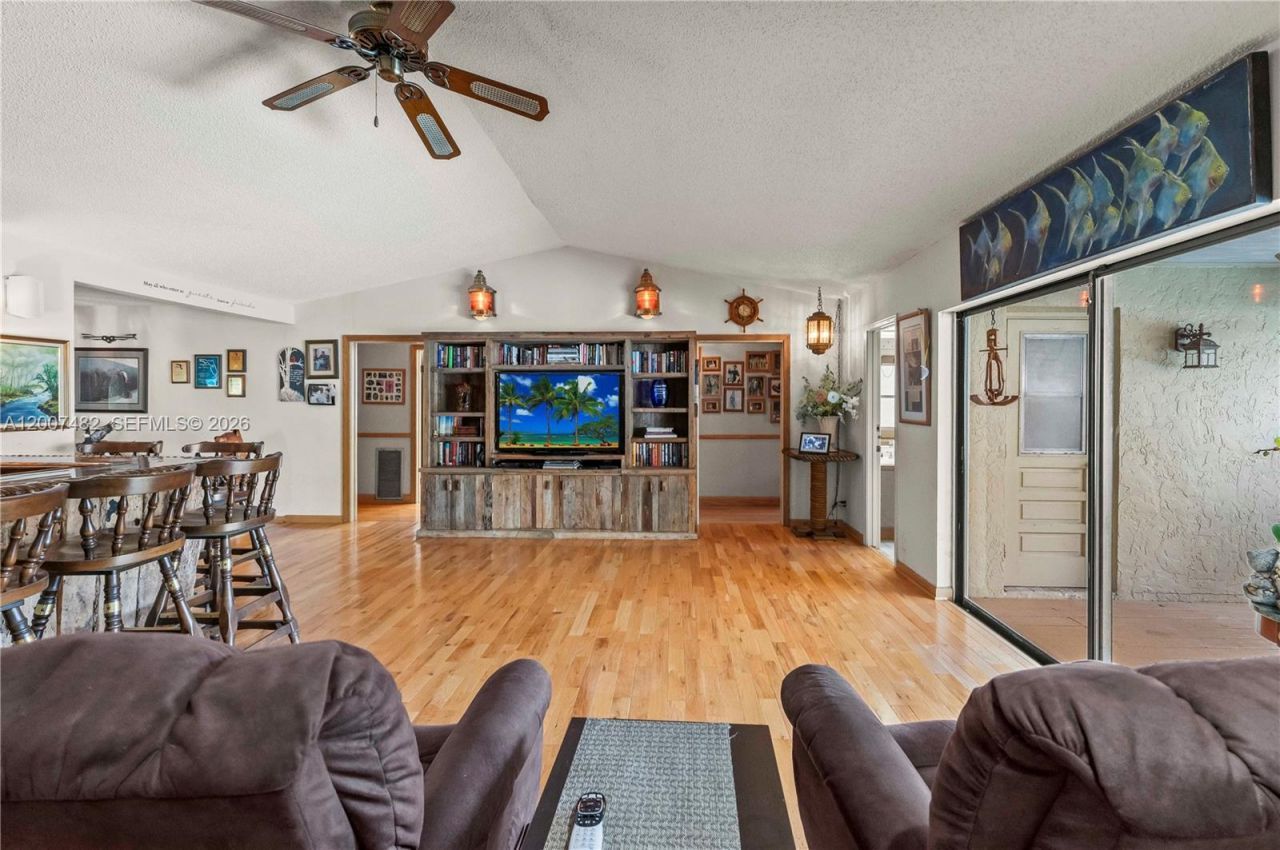 10651 SW 27th St, Davie, FL 33328 Photo