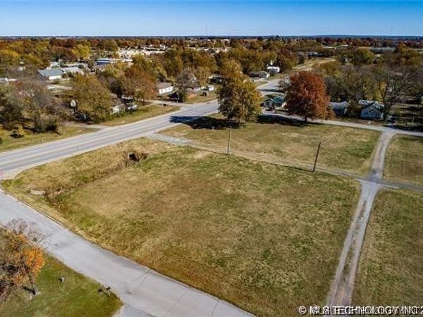 Hwy 20 , Pryor, OK 74361