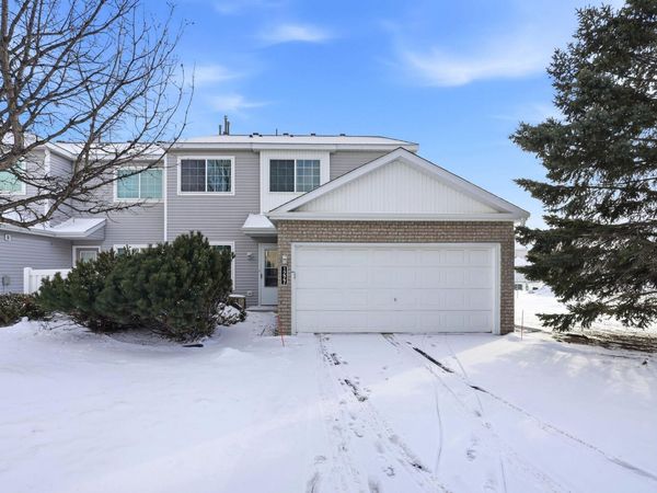 1227 Elmwood Avenue , Shakopee, MN 55379