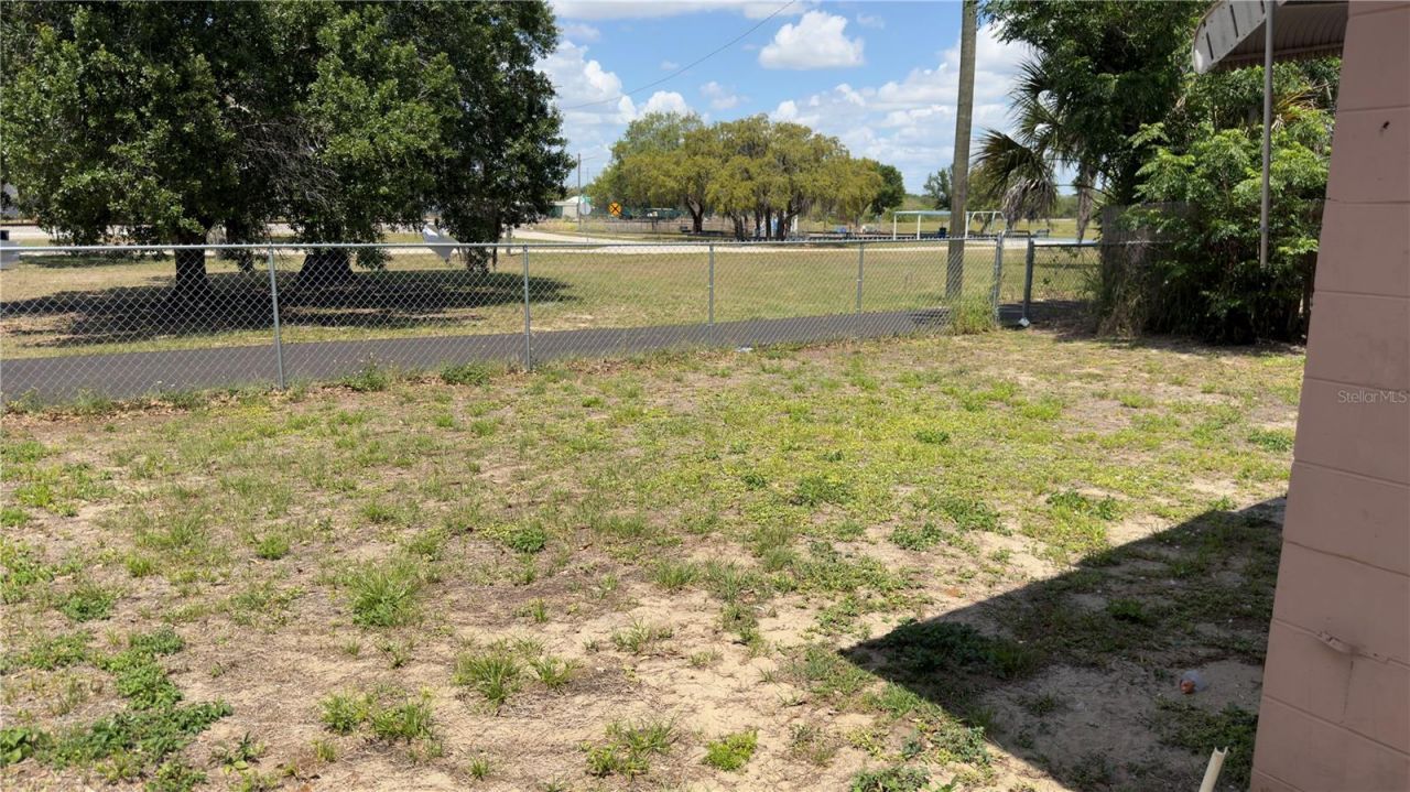 517 Harris Street , Sebring, FL 33870 Photo