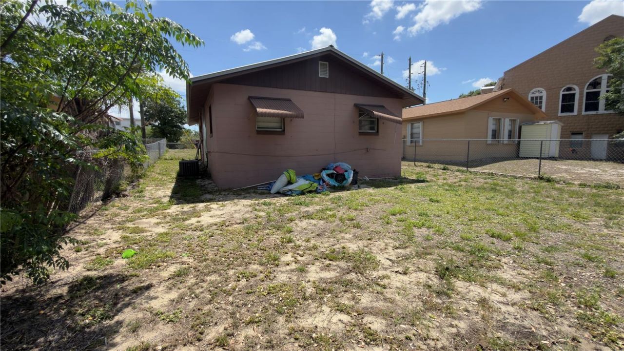 517 Harris Street , Sebring, FL 33870 Photo