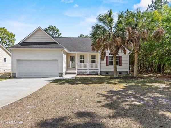2336 Frink Lake Drive , Southport, NC 28461