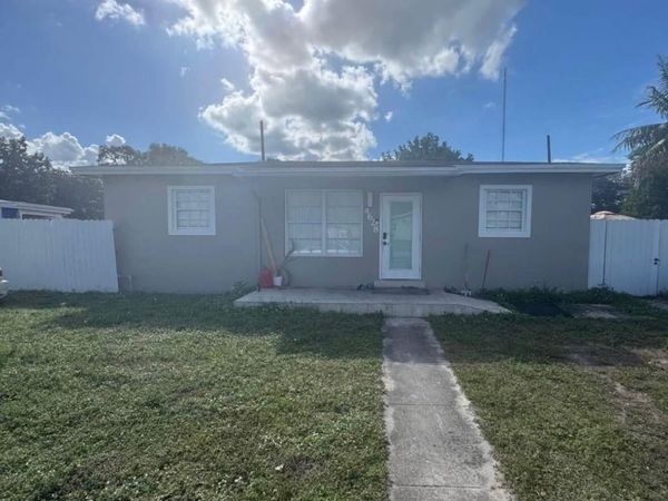 4628 SW 32nd Drive, West Park, FL 33023