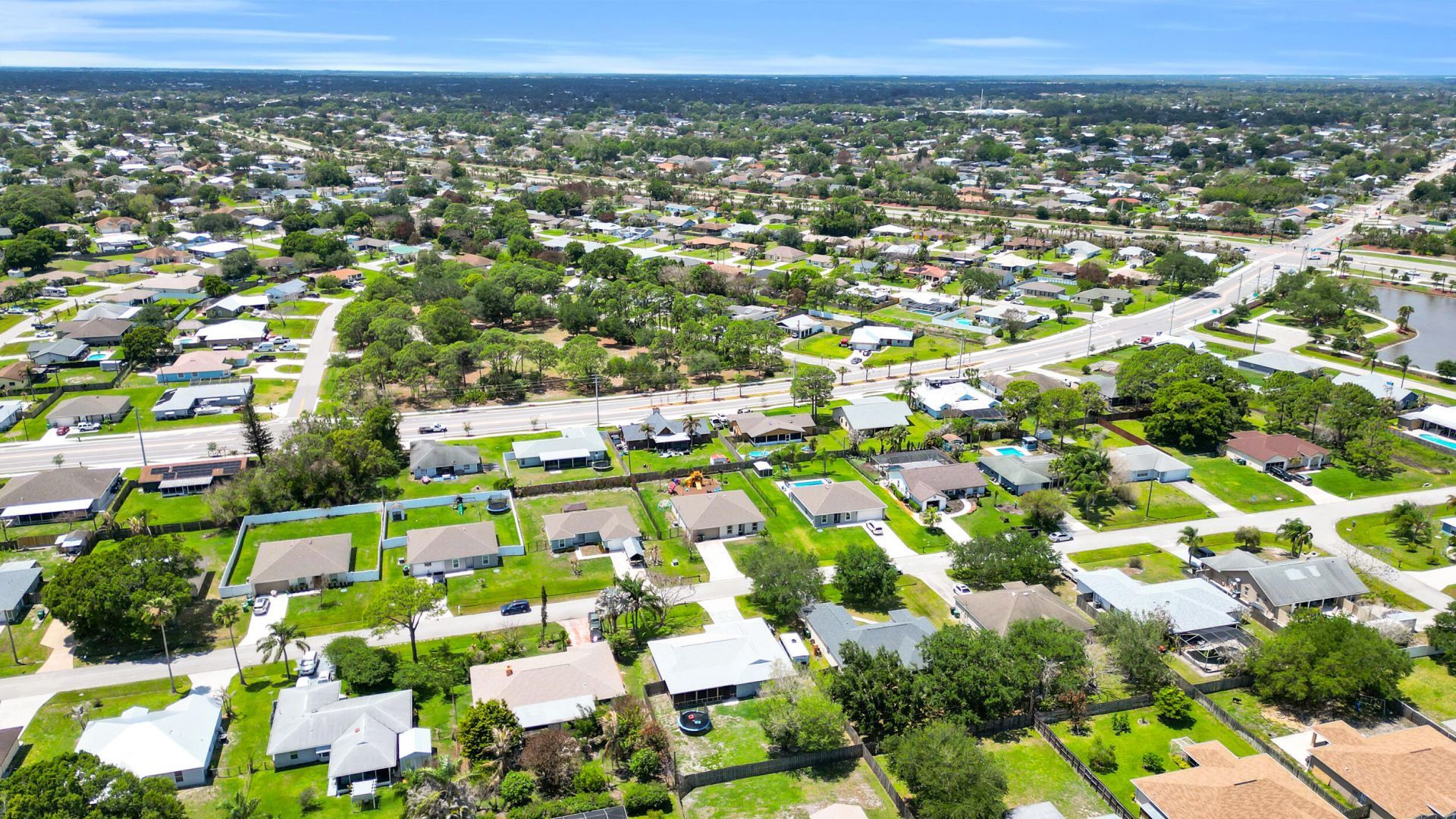 1333 SE Bayharbor Street, Port Saint Lucie, FL 34983 Photo