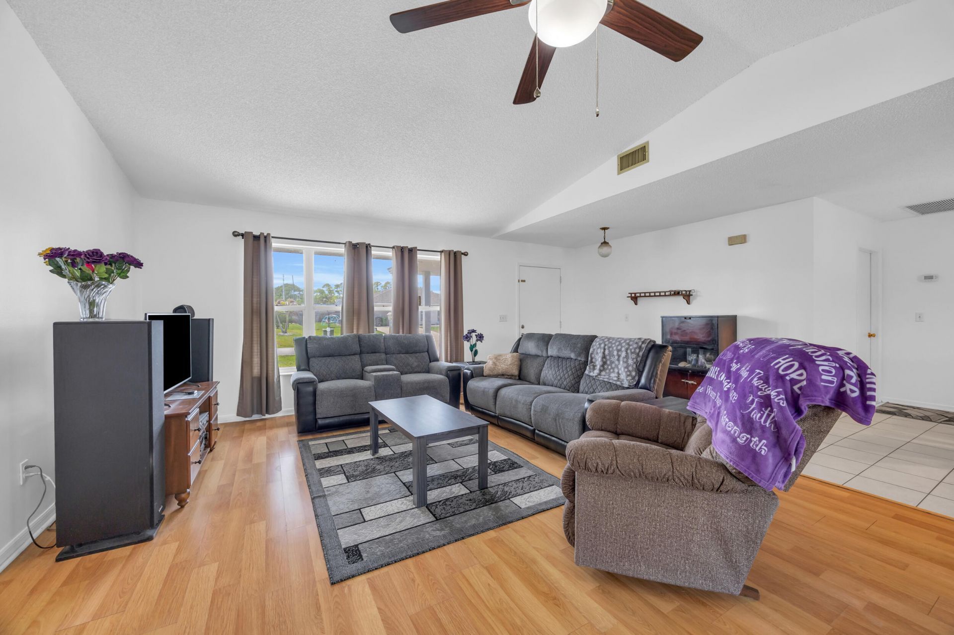 1333 SE Bayharbor Street, Port Saint Lucie, FL 34983 Photo