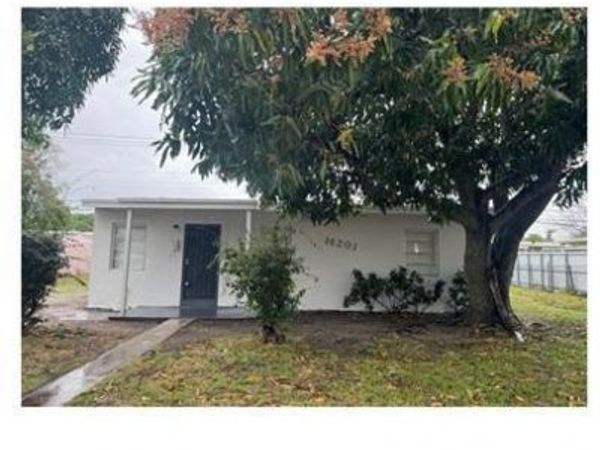 16201 NW 27th Avenue NW, Unit 16201, Opa-Locka, FL 33054