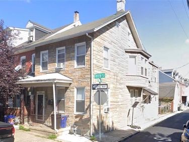 1029 FERRY STREET, EASTON, PA 18042