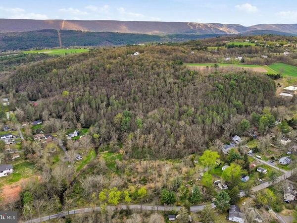 GREENZWEIG ROAD , KUNKLETOWN, PA 18058