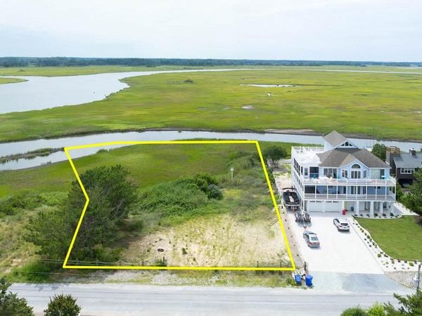 2851 S BAY SHORE DRIVE , MILTON, DE 19968