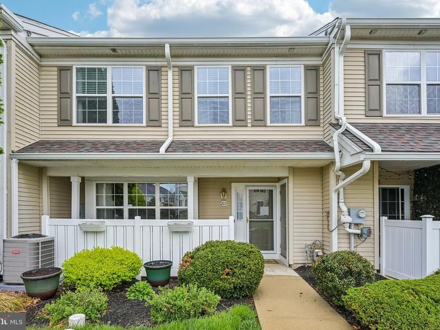 203 Flagstone Road , Unit 6, Chester Springs, PA 19425 Main Photo