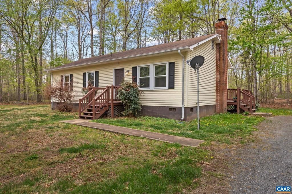 4586 Spotswood Trl, Barboursville, VA 22923 Main Photo