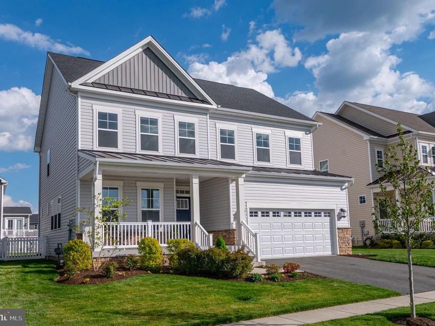 1004 Village Green Way, Brunswick, MD 21716 Main Photo