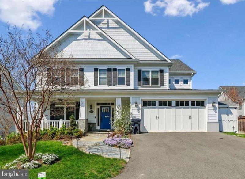 2998 Beechwood Lane , Falls Church, VA 22042 Main Photo