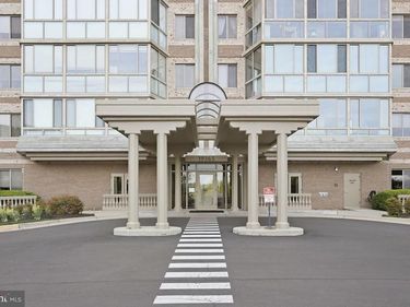 19365 CYPRESS RIDGE TERRACE, Unit 306, LEESBURG, VA 20176