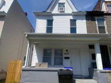 1942 A NORTH STREET, HARRISBURG, PA 17103