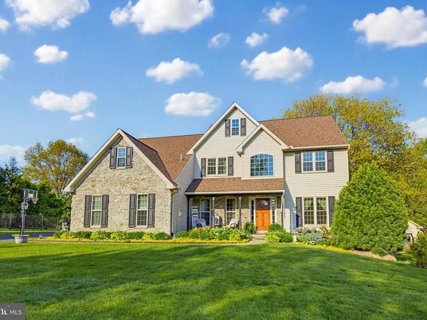 7 THORNHILL LANE, WILLOW STREET, PA 17584