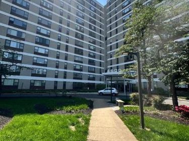 4600 DUKE STREET , Unit 701, ALEXANDRIA, VA 22304