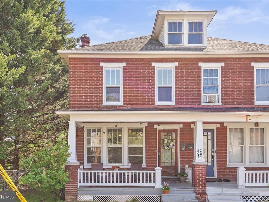 207 N Stratton St, Gettysburg, PA 17325 Main Photo