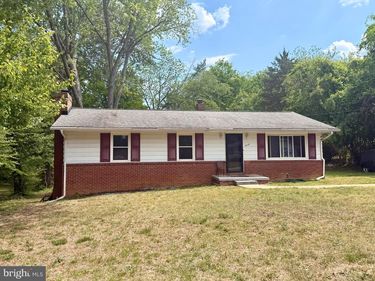 208 PECAN LANE , FREDERICKSBURG, VA 22405