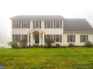 20711 BLUERIDGE MOUNTAIN ROAD, PARIS, VA 20130