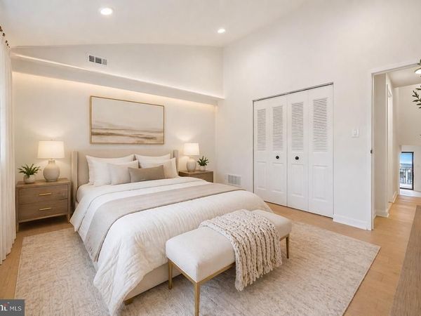 30 N WATERLOO ROAD , Unit 12, DEVON, PA 19333