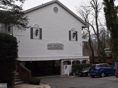 2050 N CALVERT STREET , Unit 209, ARLINGTON, VA 22201