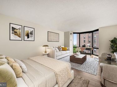 2018 32 WALNUT STREET, Unit 15M, PHILADELPHIA, PA 19103