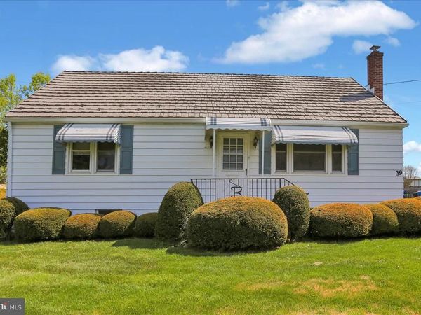 39 S KEMP ROAD , KUTZTOWN, PA 19530