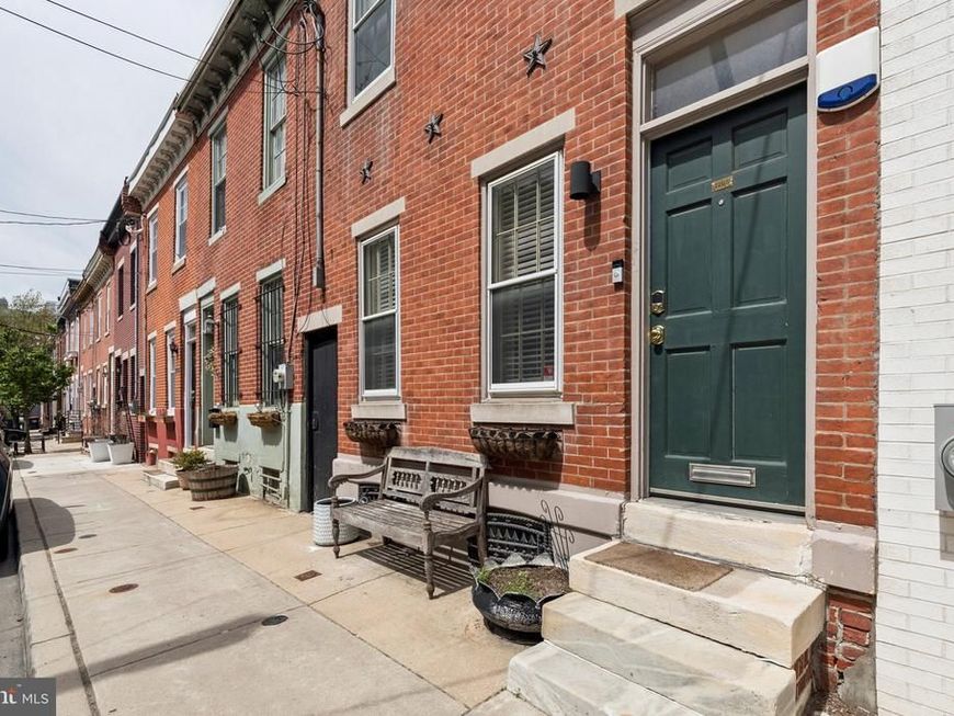 2205 Kater , Philadelphia, PA 19146 Main Photo