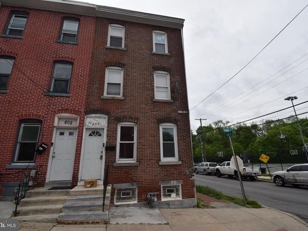 800 SMITH STREET , NORRISTOWN, PA 19401