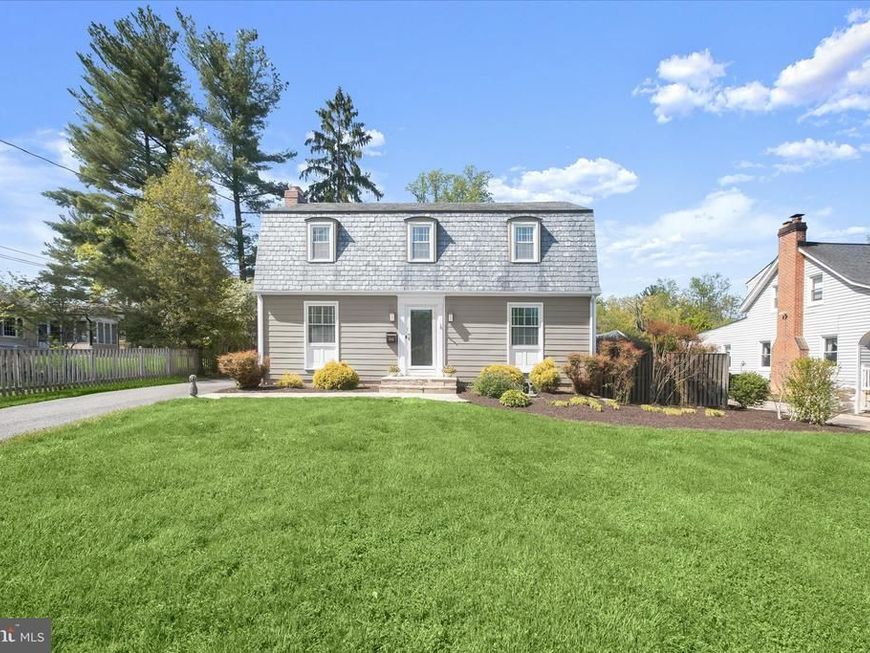 1504 Ivanhoe Avenue, Baltimore, MD 21228 Main Photo