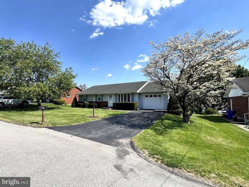 349 Holiday Lane , Lewistown, PA 17044 Main Photo