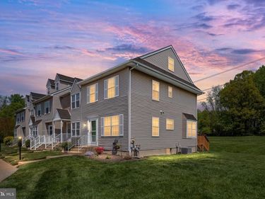 88 LOUIS JAMES CT, ASTON, PA 19014