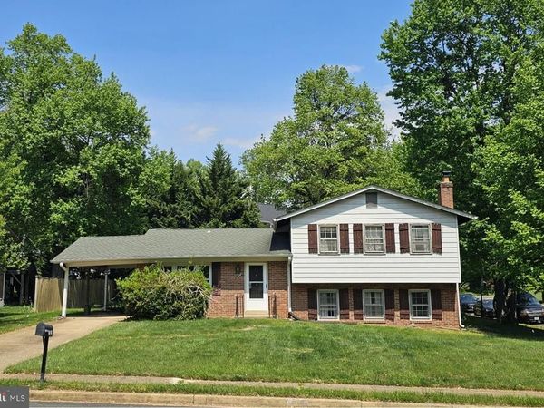 900 CAROLE COURT SE, VIENNA, VA 22180