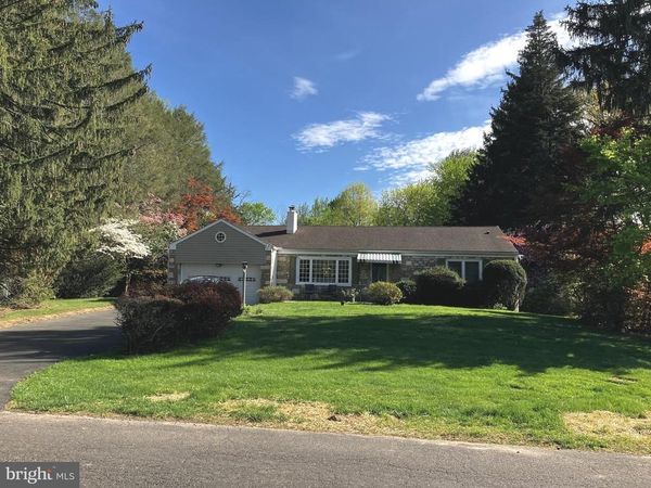 162 VALLEY DRIVE , SOUTHAMPTON, PA 18966