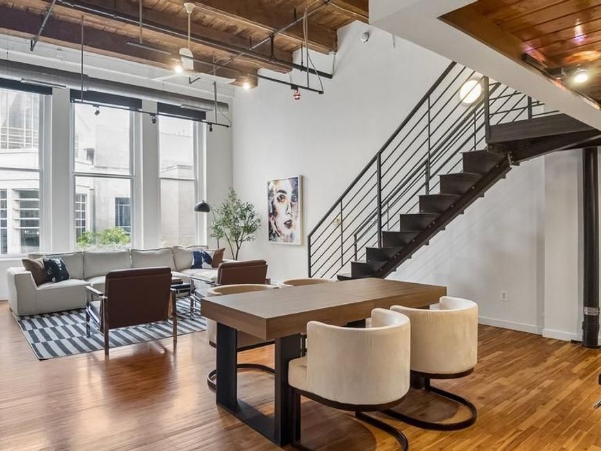 1027 31 Arch Street, Unit 302, Philadelphia, PA 19107 Main Photo