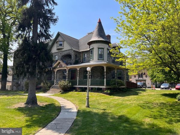 192 N LANSDOWNE AVENUE, Unit #B1, LANSDOWNE, PA 19050