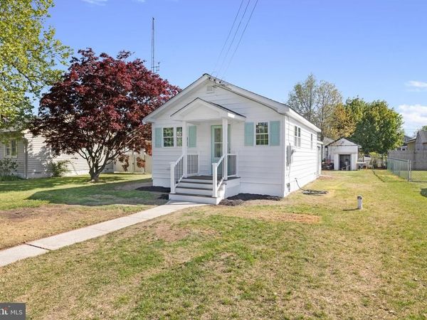 40 ARIZONA AVENUE, VILLAS, NJ 08251