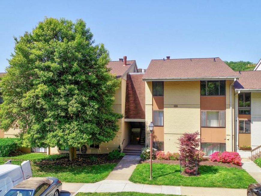 8 Cross Keys Road, Unit 8F, Baltimore, MD 21210 Main Photo