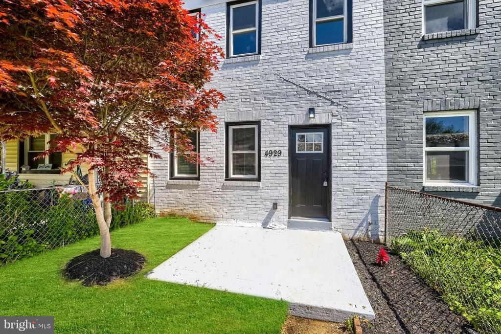 4929 Edgemere Avenue, Baltimore, MD 21215 Main Photo