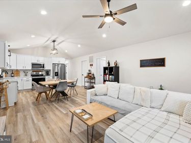 1274 HOLLY VISTA DRIVE, COLONIAL BEACH, VA 22443