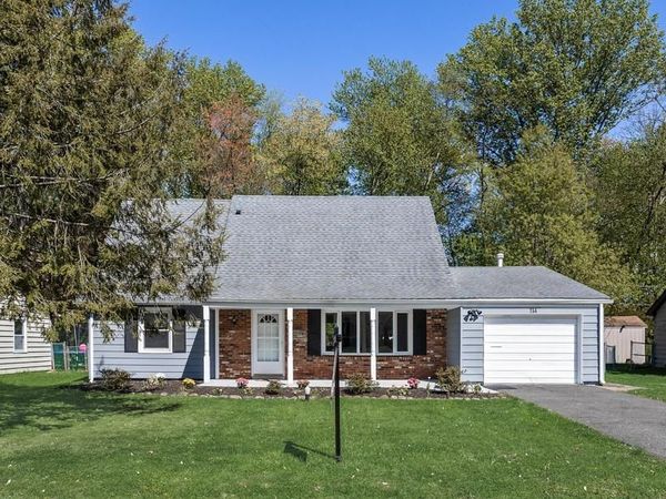 114 EASTBROOK LANE , WILLINGBORO, NJ 08046