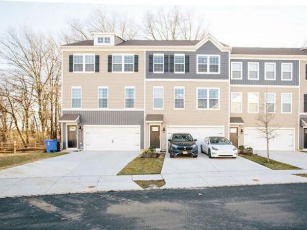 28 FOUNDRY BOULEVARD, MOUNT HOLLY, NJ 08060