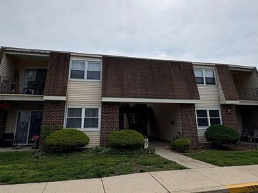 12--4 FLORENCE TOLLGATE PLACE, Unit 4, FLORENCE, NJ 08518